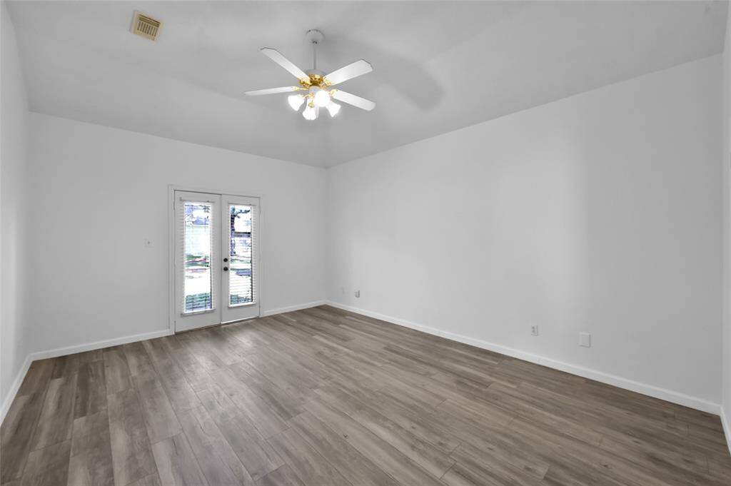 Secondary Bedroom
