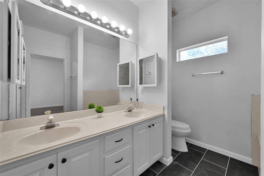 Birtually Staged Secondary Front Bedroom