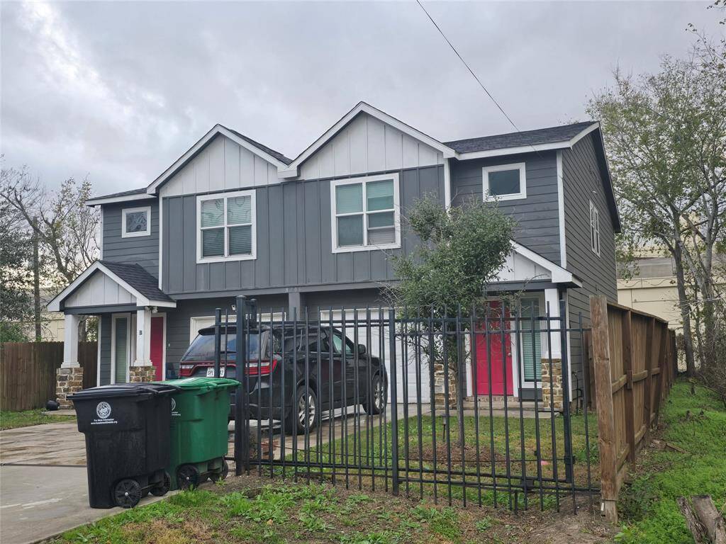 New Duplex on Bassett