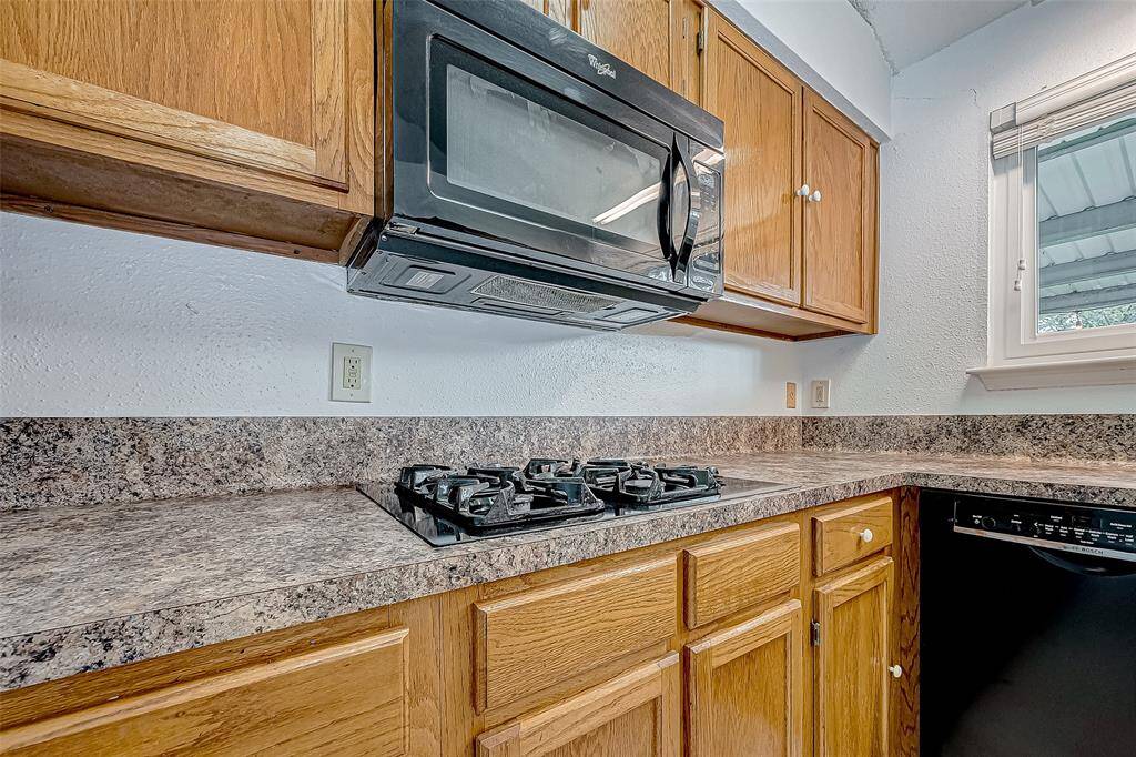 Gas cooktop