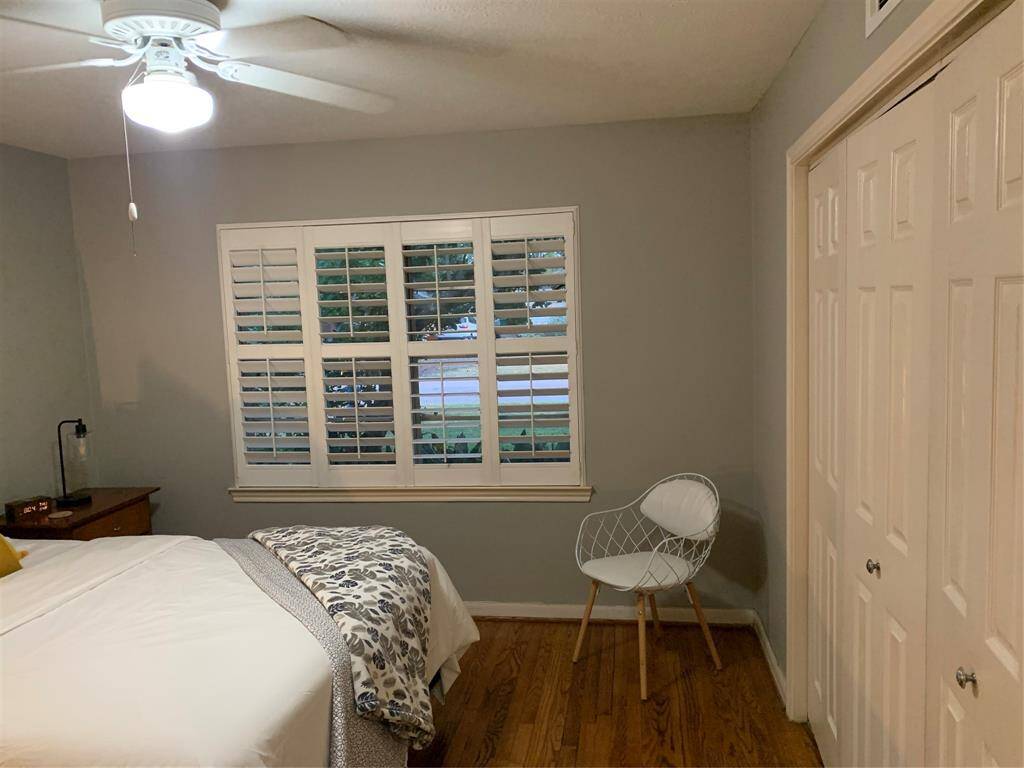 VIEW OF APPLE CLOSET SPACE