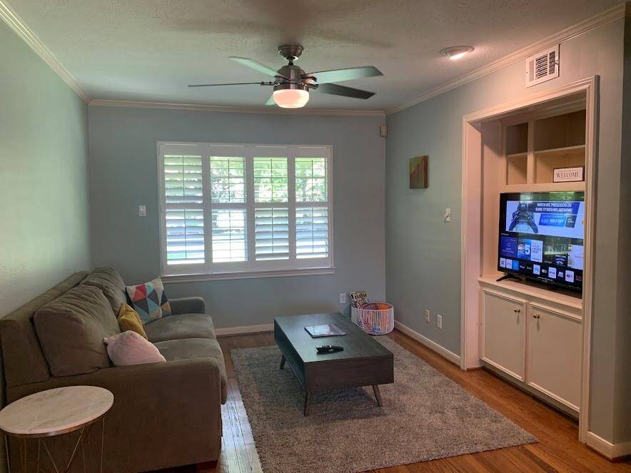 DEN AREA