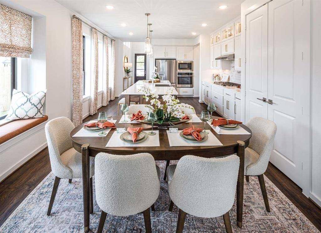 Everett  Dining Room