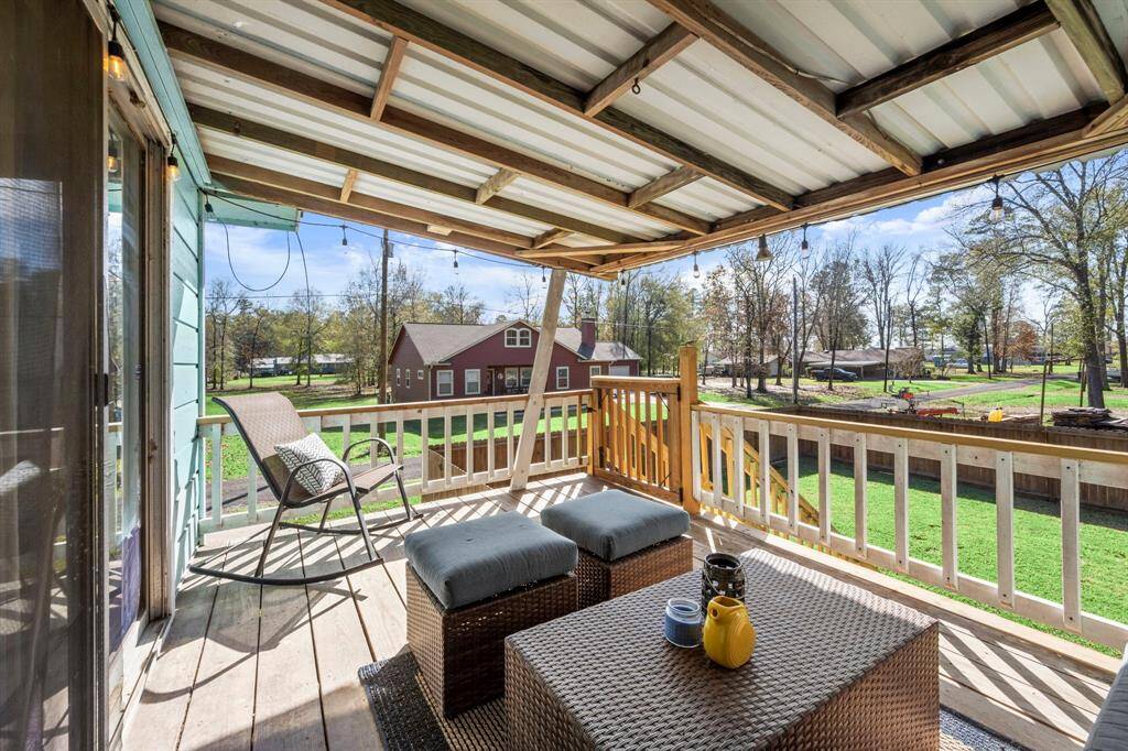 Beautiful views into your large backyard