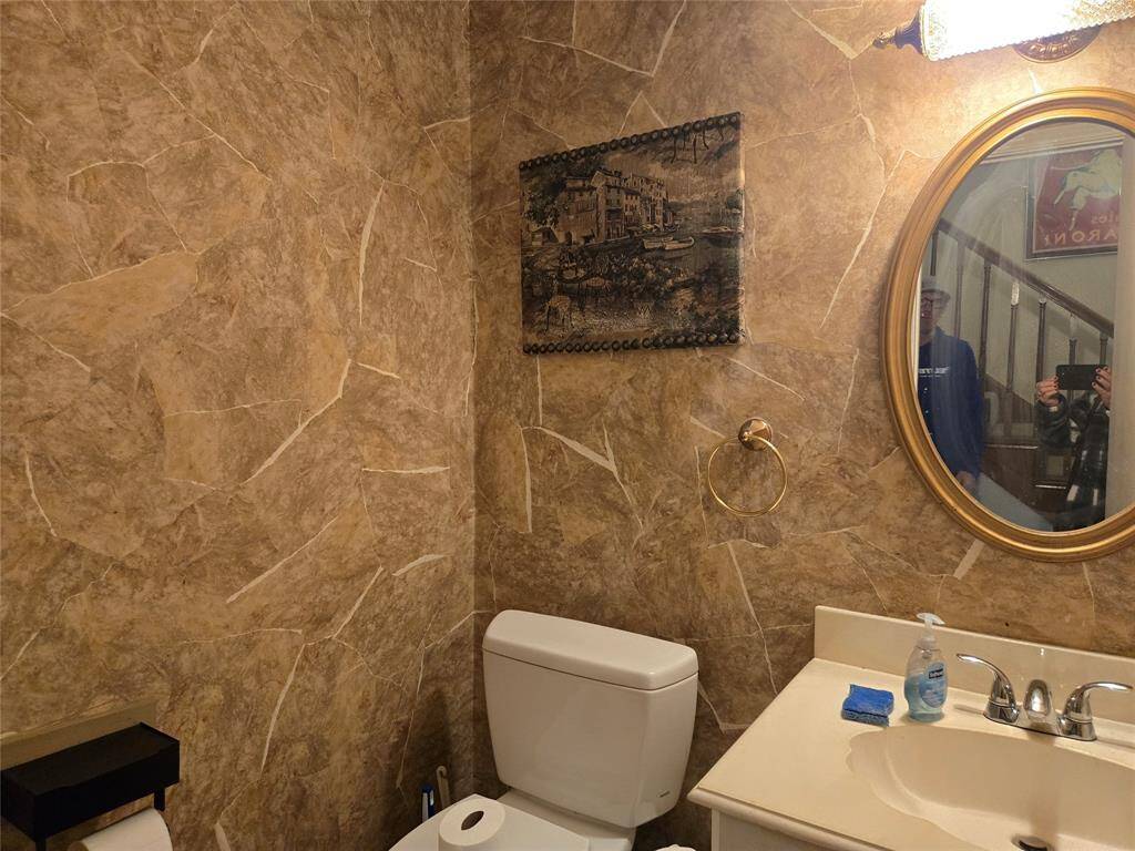 powder room