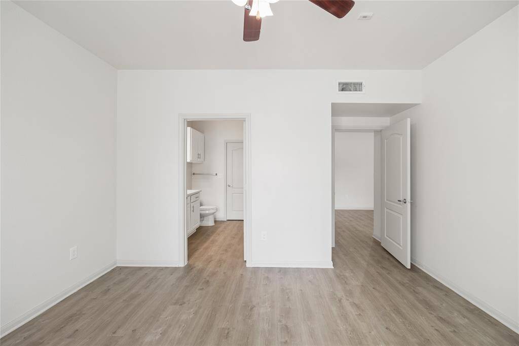 PHOTOS MAY BE OF SIMILAR UNIT AND OR LAYOUT