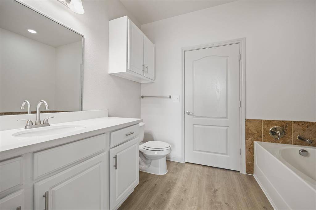 PHOTOS MAY BE OF SIMILAR UNIT AND OR LAYOUT