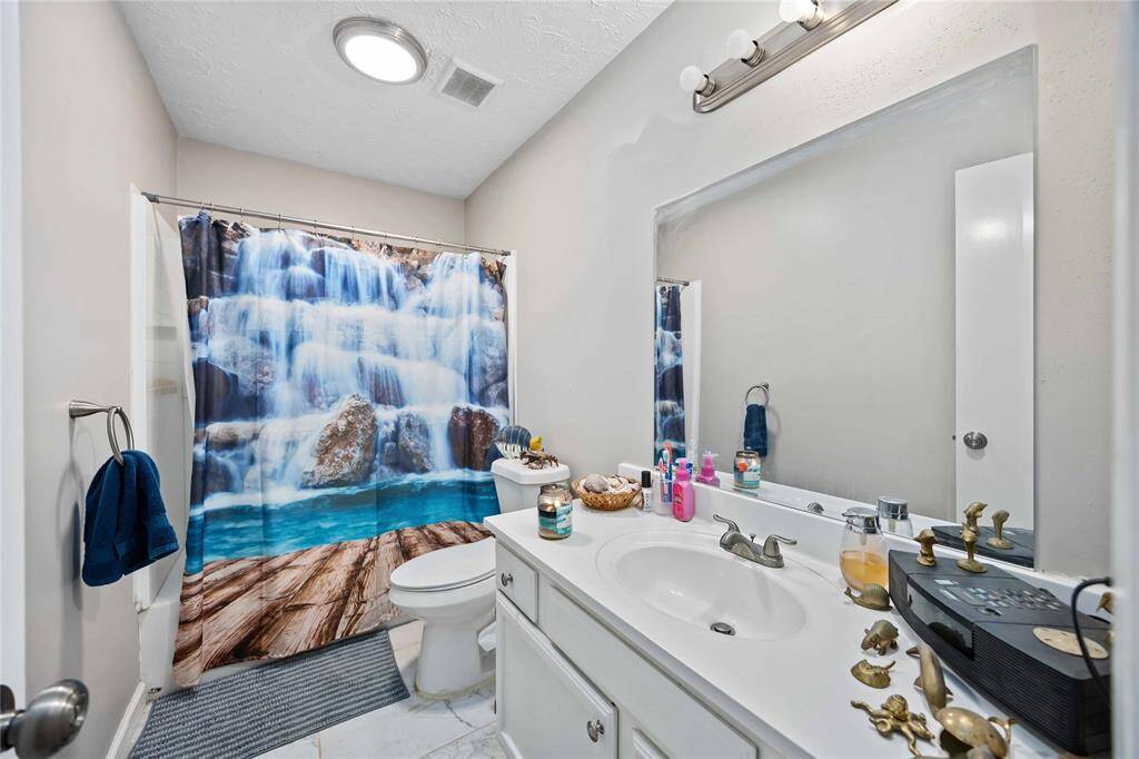 Secondary Bathroom
