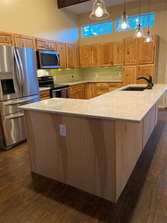 Quartz countertops