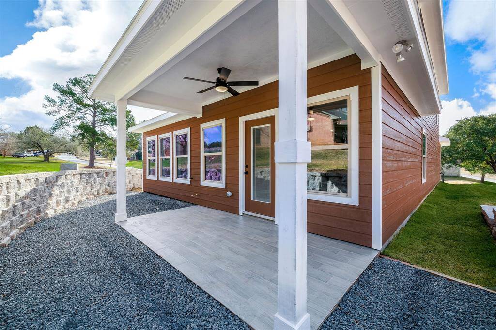 Exterior back patio.