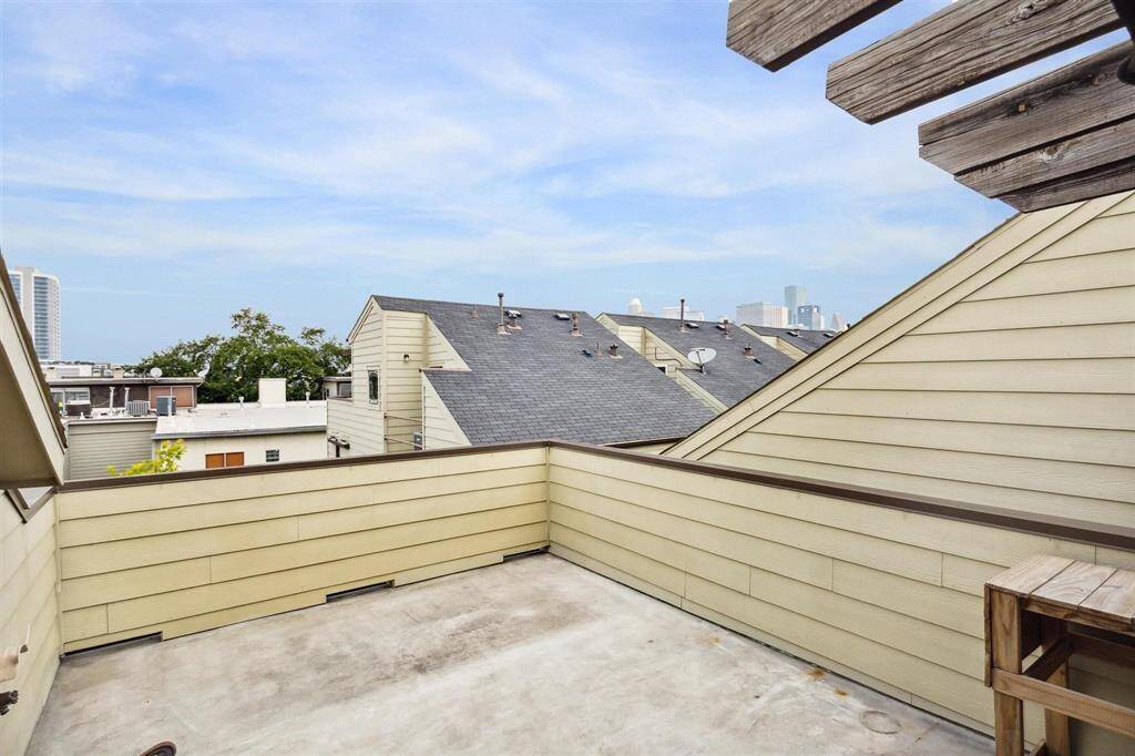 Rooftop Deck on 4th floor.