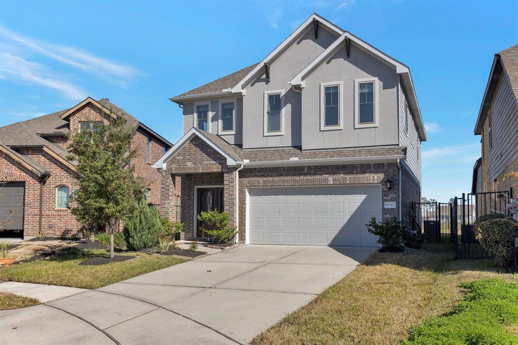 Welcome home. Beautiful home in a gated community with great water views and no neighbors behind you.