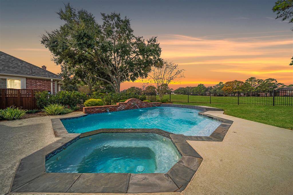 Heated salt water pool and spa overlooks the golf course!