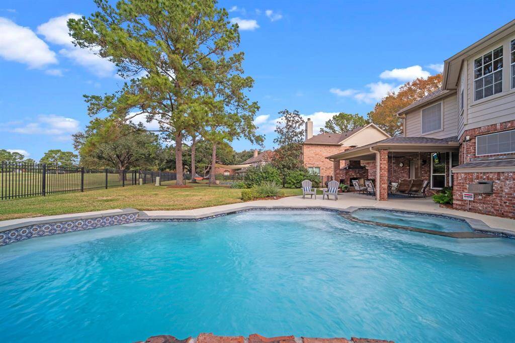 Dazzling pool replastered in Marquis Magic Quartz!
