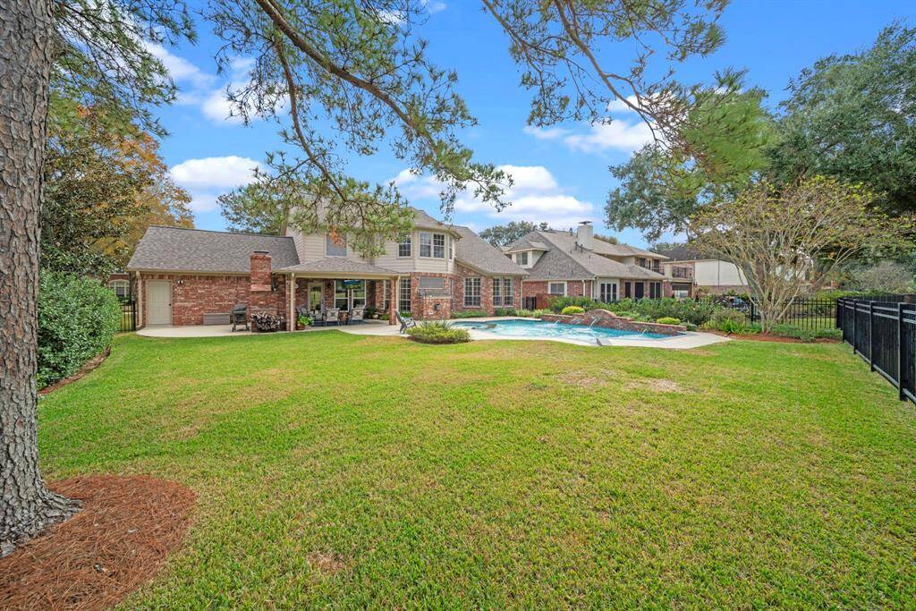 Easy access door from the backyard to the garage!
