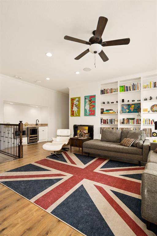 Gameroom upstairs