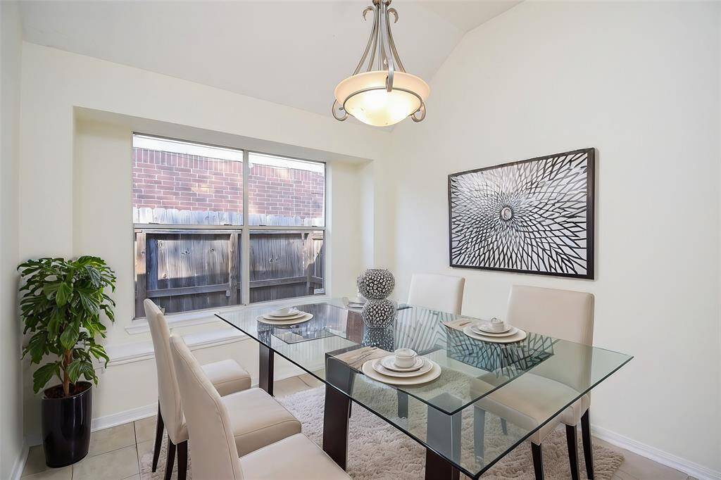 This stunningly designed hallway delivers both functionality and undeniable charm. It is more than just a passage; it confidently welcomes you into your new home.