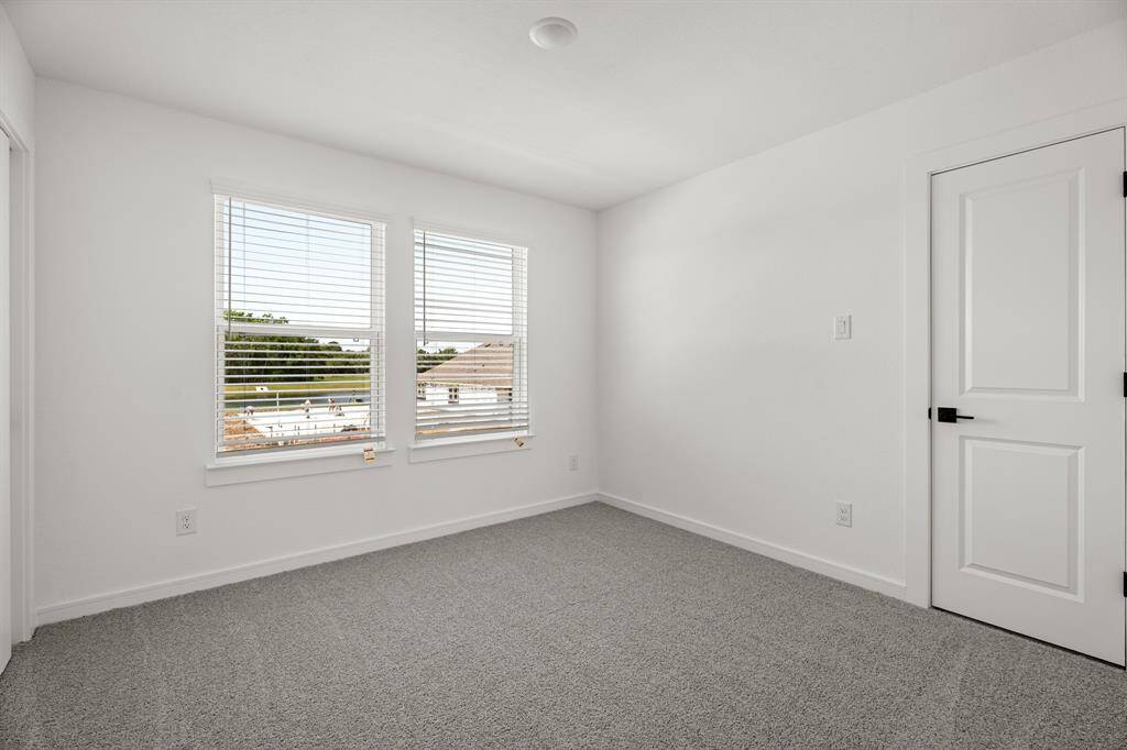 Bedroom 4 bath (*Photo not of actual home and used for illustration purposes only.)