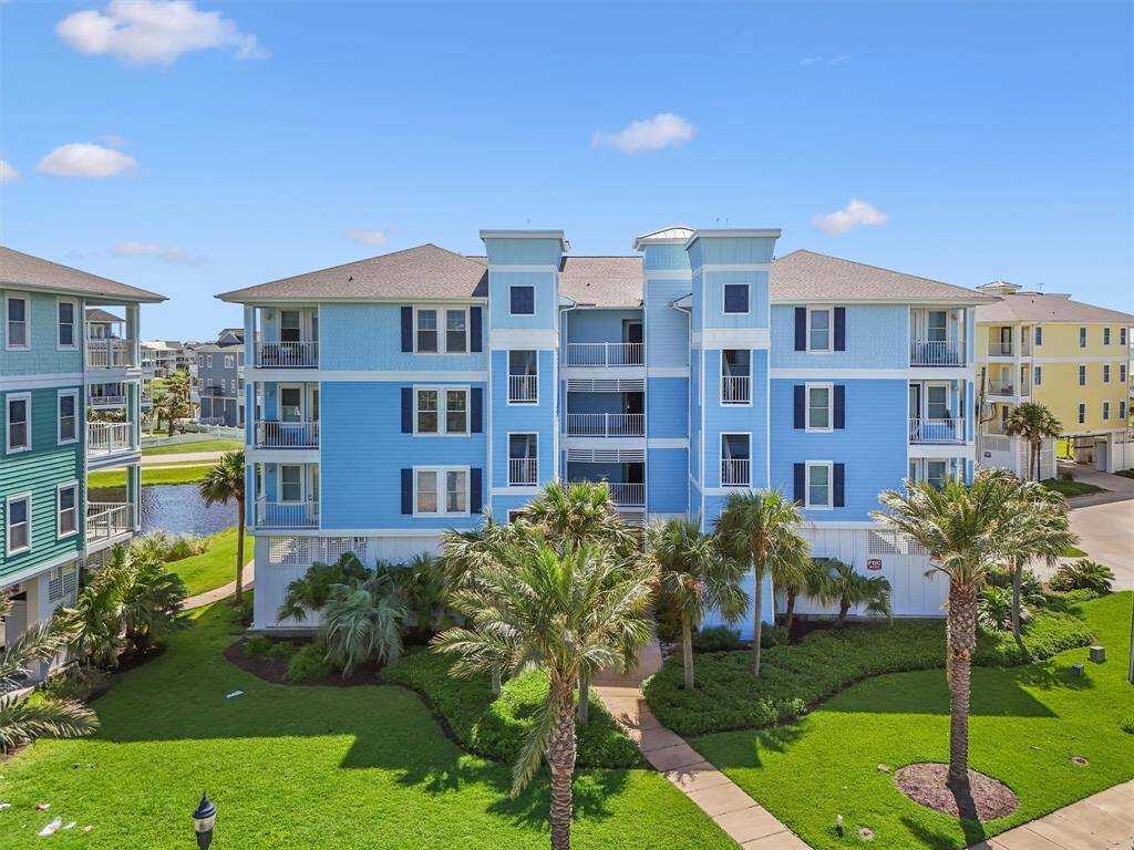 Discover your dream beachside getaway with this stunning 2-bedroom, 2-bath condominium in the exclusive Pointe West Resort community. Make this gorgeous beachfront condo your perfect vacation retreat or investment property today!