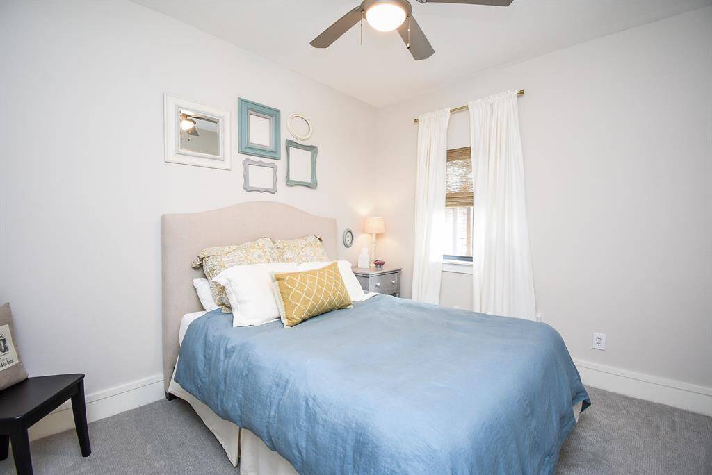 Secondary bedroom on the 1st floor