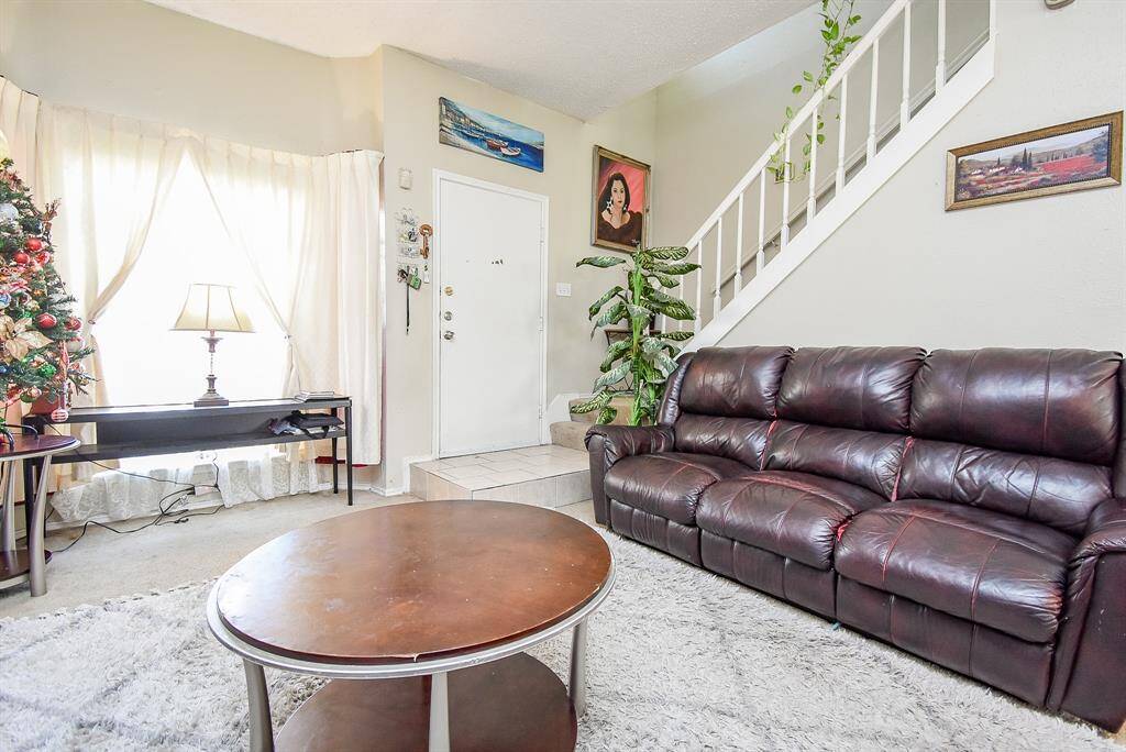 A great big window fills the living area with pure natural light.