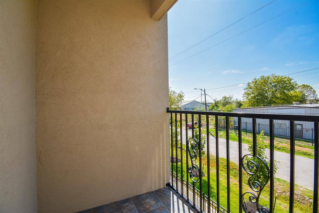 Tiled balcony of the master bedroom!