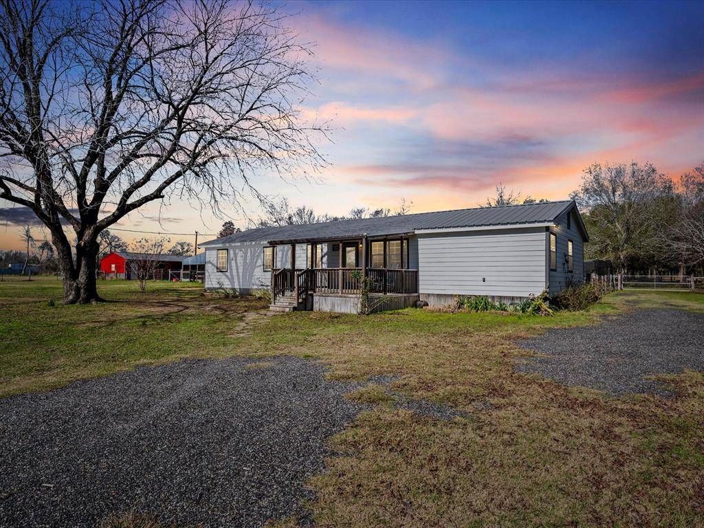 Home on 3+ Acres, move-in ready!