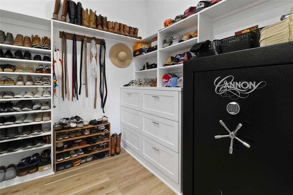 A dream closet!