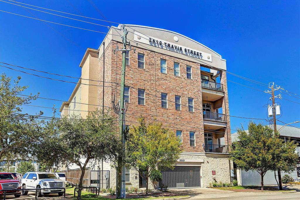Street view of 2510 Travis Lofts.