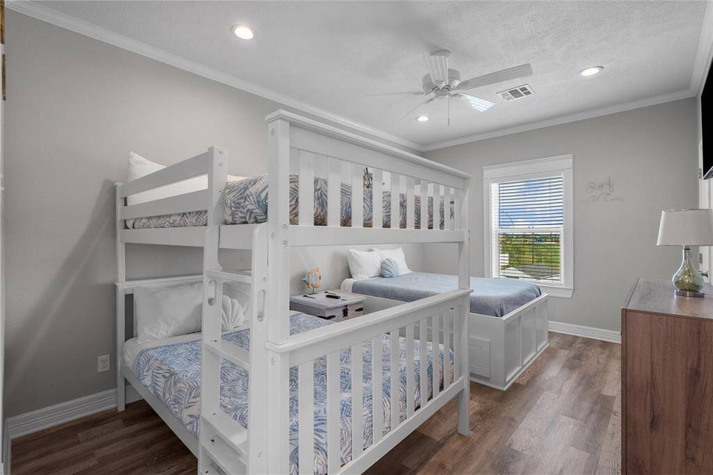 Second bedroom