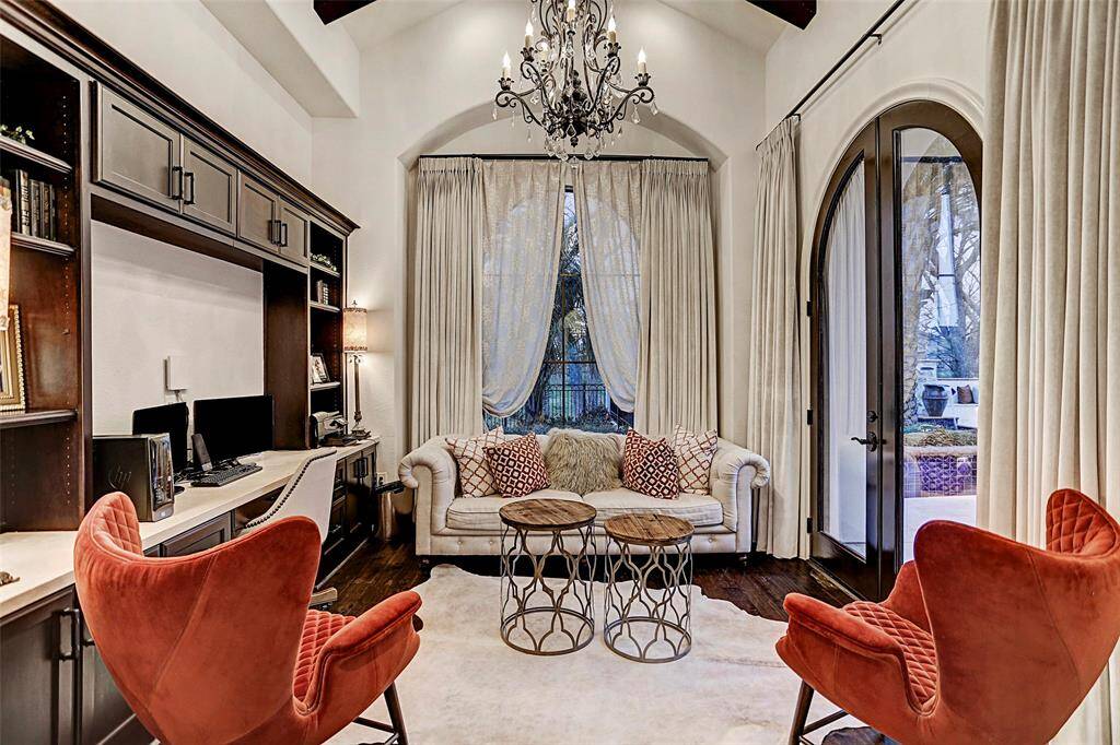 Master Suite Sitting Area | This sitting area in the master is currently being used as a study with plenty of room to relax after a long day
