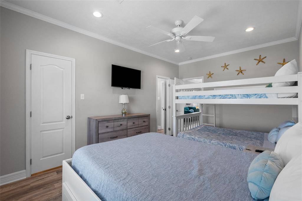 Second bedroom