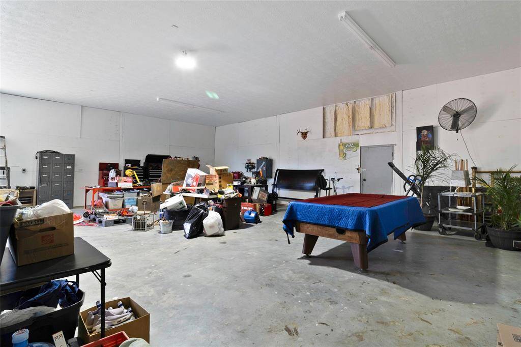 Large 10-13 car garage