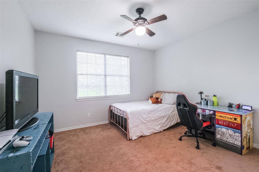 Upstairs bedroom 3