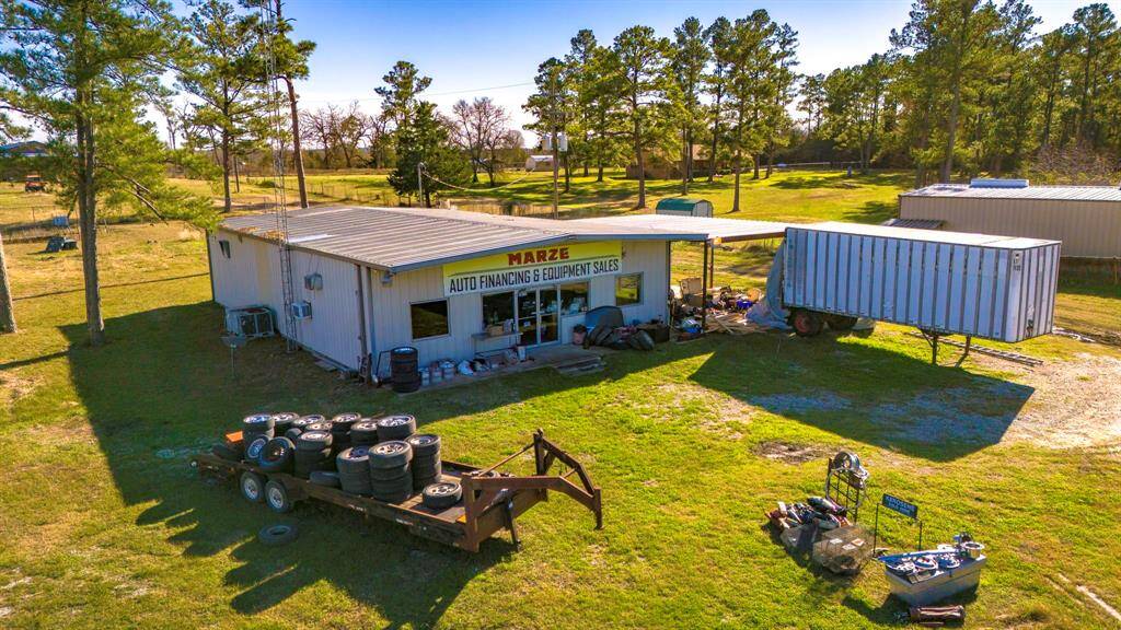 Open a business or lease this space out for additonal income!