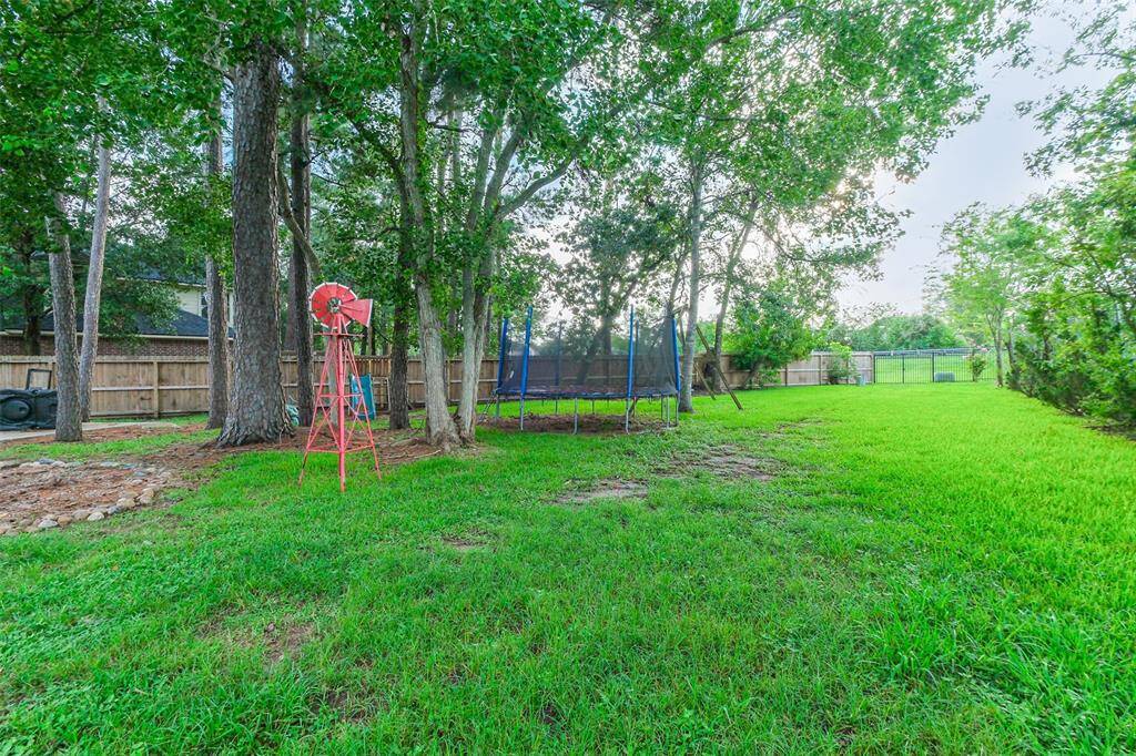 Oversized backyard with plenty of room for a pool