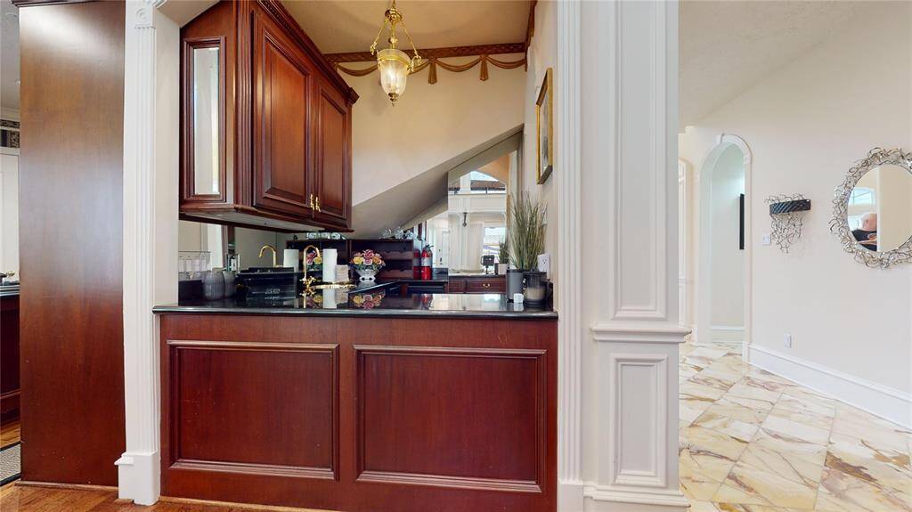 Wet bar