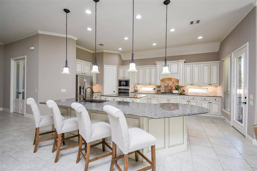 The heart of the home is this amazing chef's kitchen.