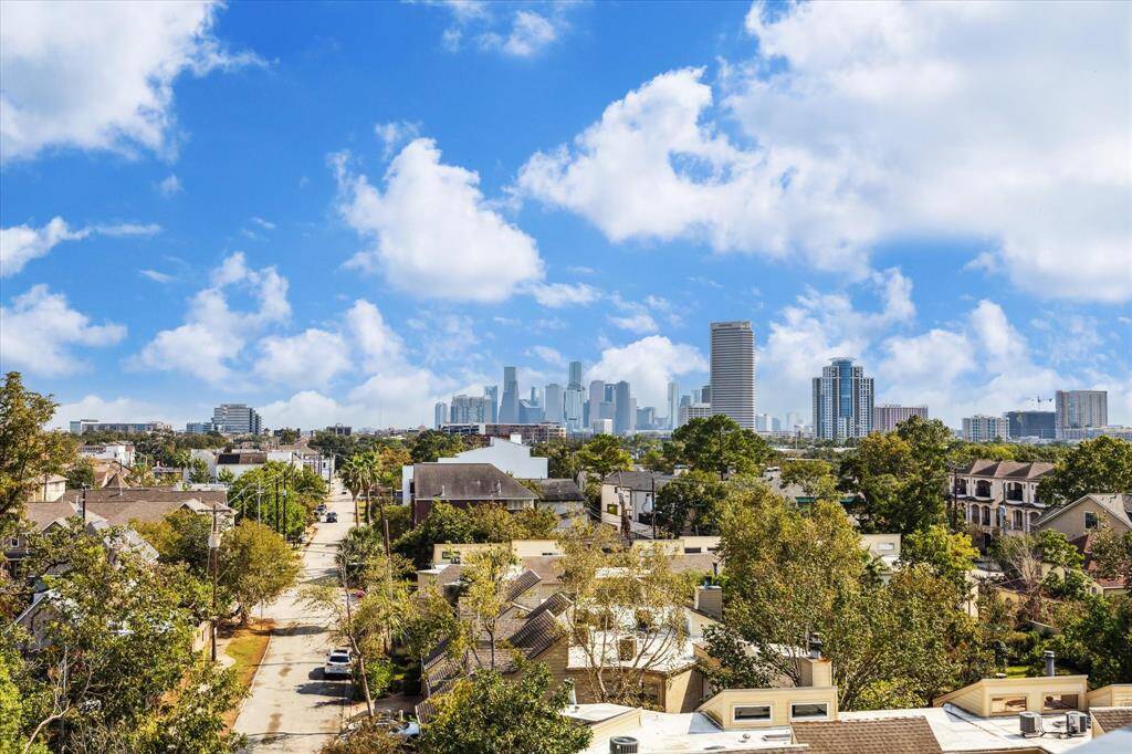 Breathtaking views of downtown.