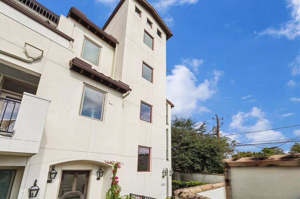 Sitting on a corner lot, the home provides both privacy and stunning city views.