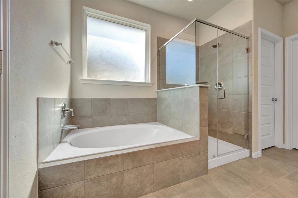 Photo is not of the actual home, but is an inspirational photo of builder’s model home and may depict options, furnishings, and/or decorator features that are not included