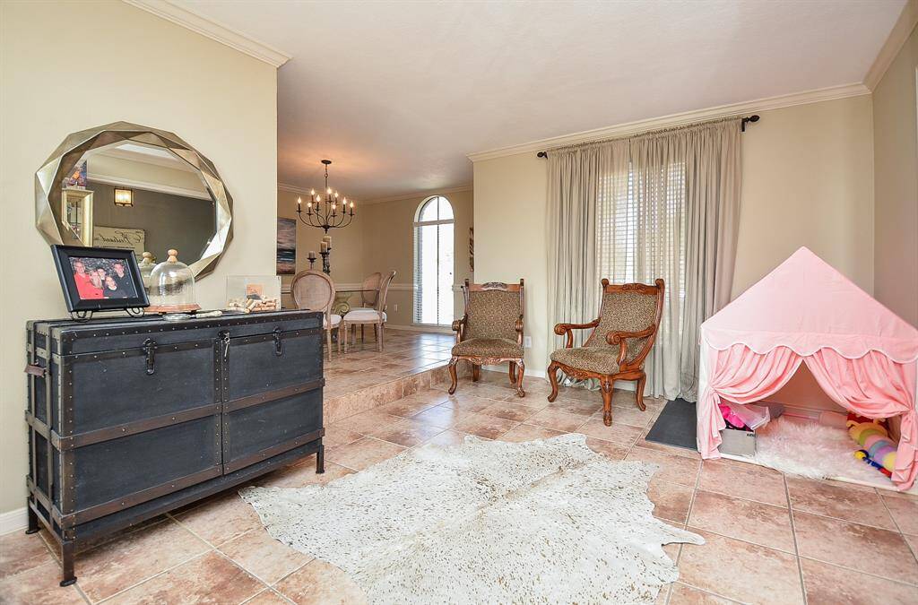 The front living room.