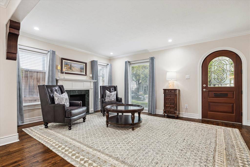 Note the Living Room Has a Nice Mock Fireplace.