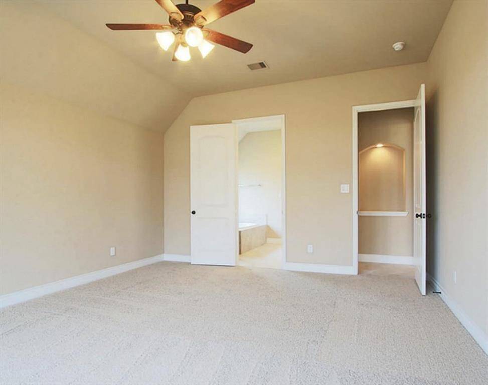 Master bedroom Another view