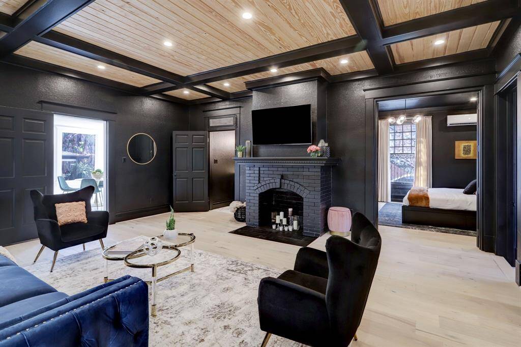 First Floor Main House: spacious living area
