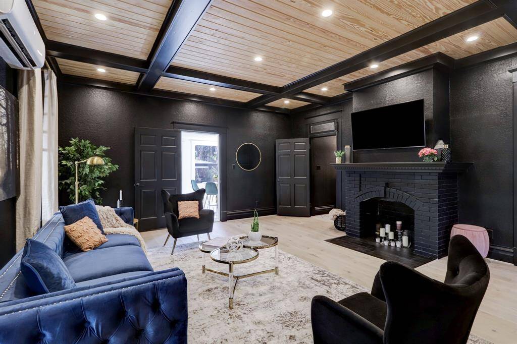 First Floor Main House: features 2beds/1.5 baths
