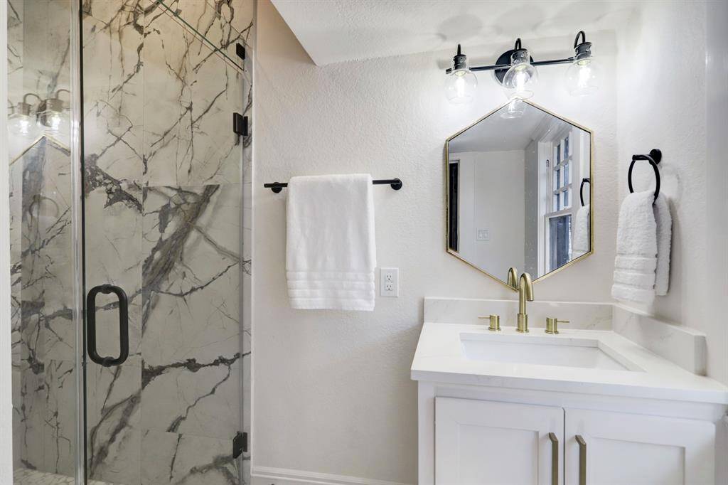 First Floor Main House: full bathroom