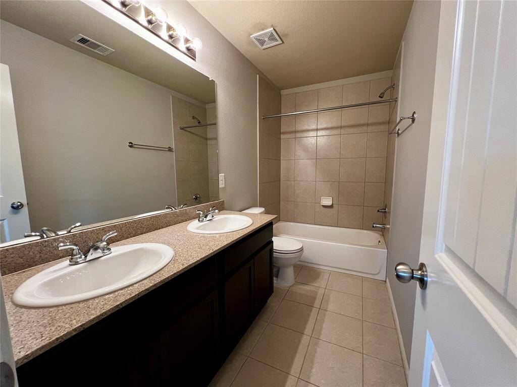 Upstairs Bathroom