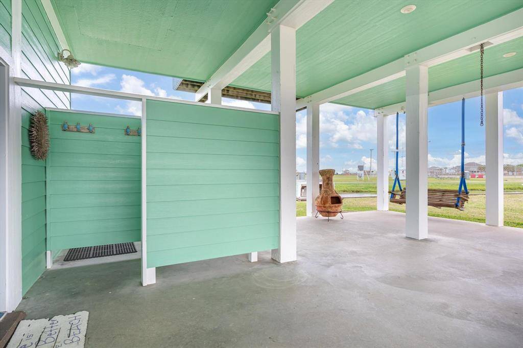 Private sand shower