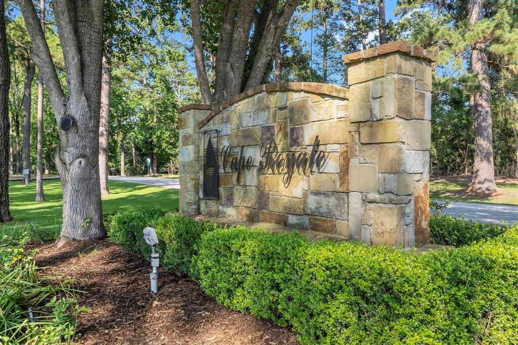Cape Royale offers lots of amenities to residents; marina, community pool, tennis courts, nature trail and more!
